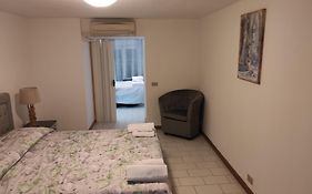 Dal Castello Alle 5Terre